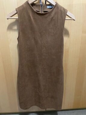 Chloe K brown faux suede sleeveless dress Small